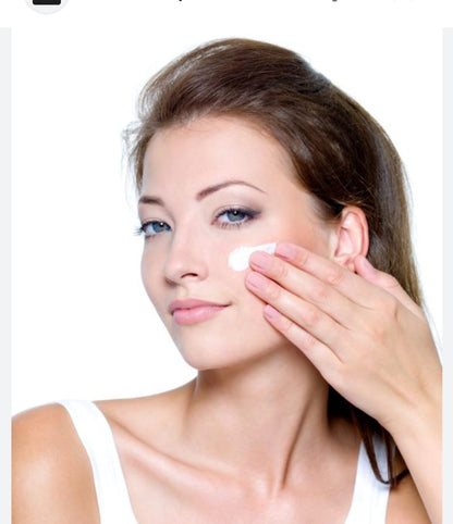 TÓNICO Y CREMA FACIAL REFRESCANTE CON VITAMINA C